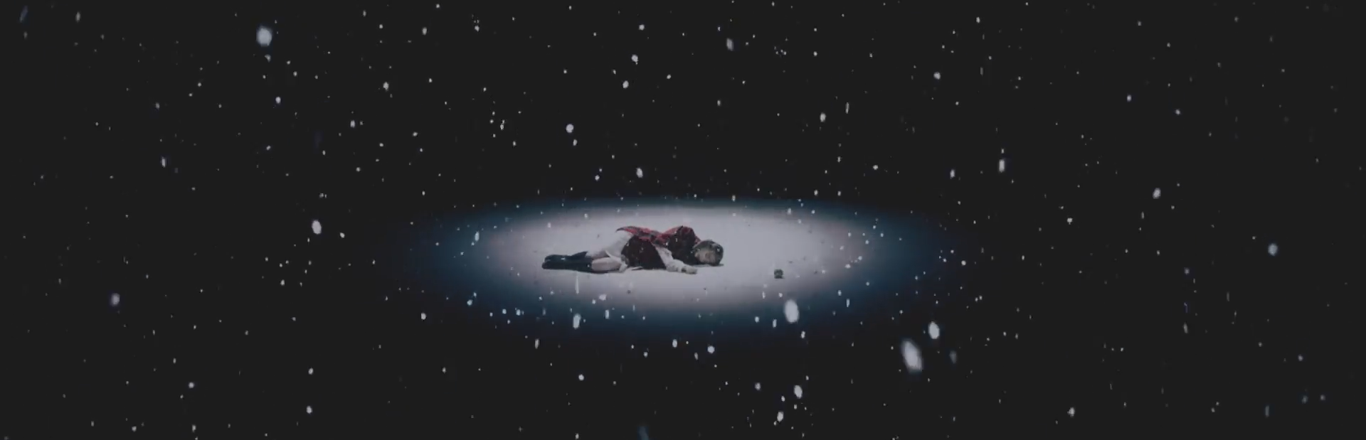 Choerry whispering in the other Choerry's ear, from the 'Girl Front' music video.